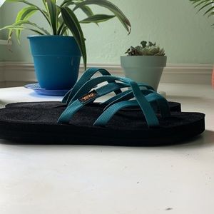 Teva Olowahu Sandals Flip-Flops Teal - Sz 8